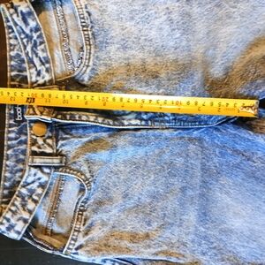 Boohoo Blue High Rise Vintage Jeans